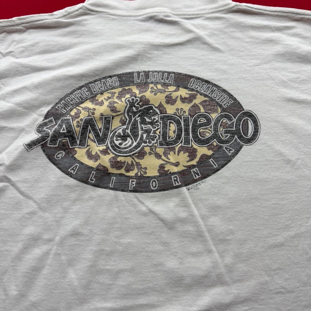 Vintage Y2K SURF San Diego California Graphic T-Shirt Men L White Gecko Souvenir